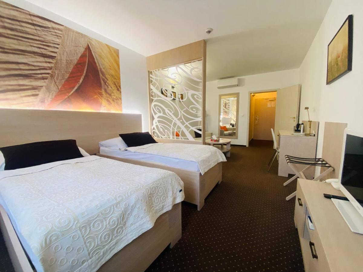 Hotel Slameny Dom & Spa Mala Ida Экстерьер фото