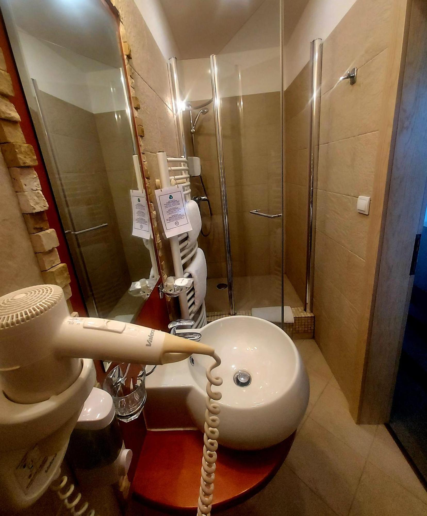 Hotel Slameny Dom & Spa Mala Ida Номер фото