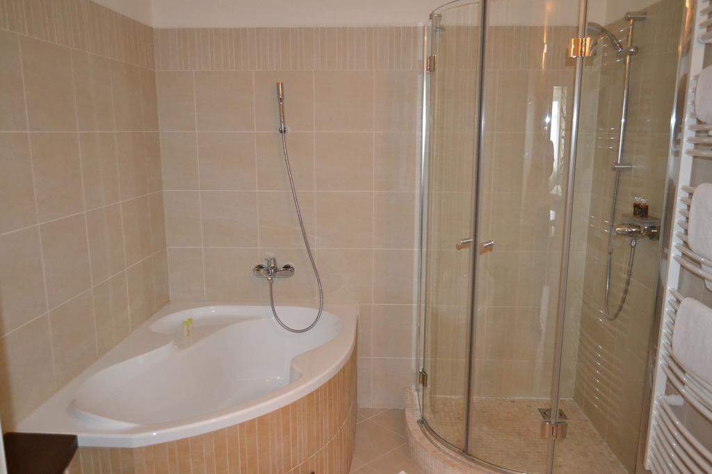 Hotel Slameny Dom & Spa Mala Ida Экстерьер фото